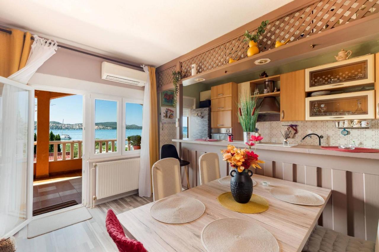 Apartment Lotus トロギール エクステリア 写真