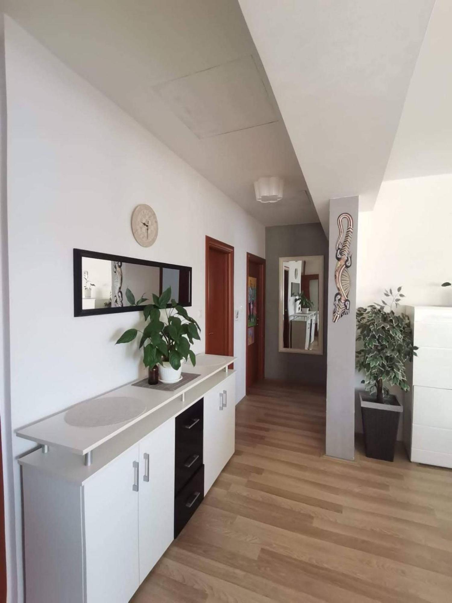 Apartment Lotus トロギール 部屋 写真